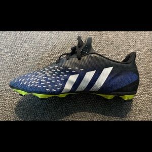 Adidas Predator Soccer Cleats (Size Men’s 11)